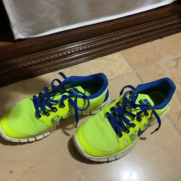 Women’s lot of shoes size 8 - Picture 7 of 8